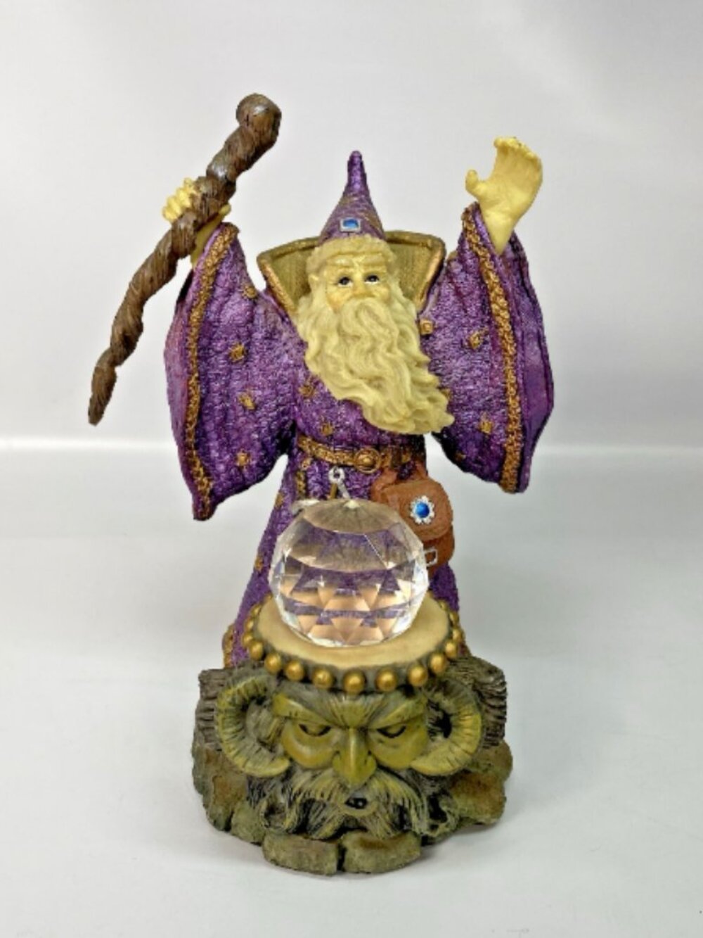 Vintage Medieval legends Figurine Merlin Wizard Casting A Spell Crystal Ball 7"
